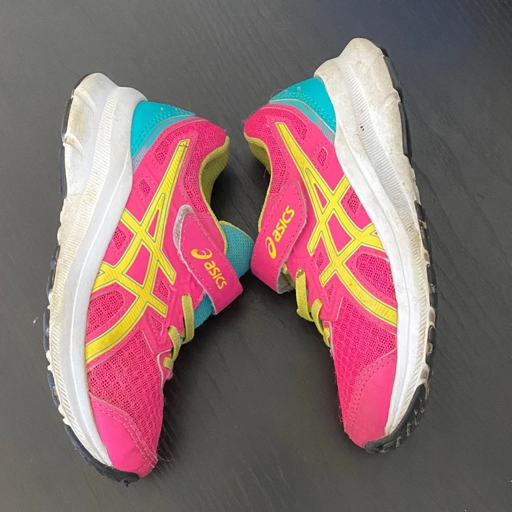 Asics bright pink